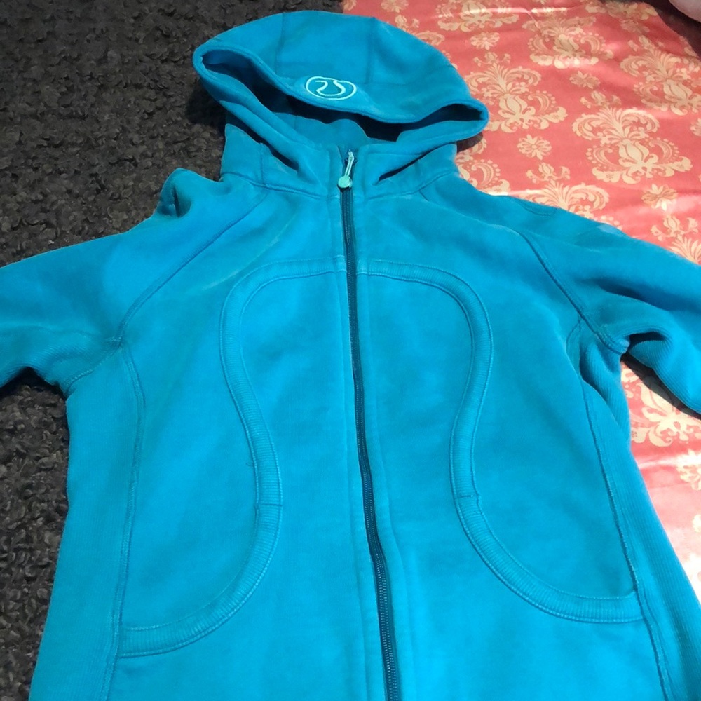 zip up jacket